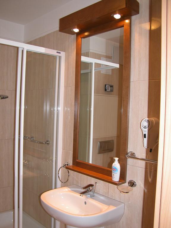 Bük Apartman Golf Lux חדר תמונה