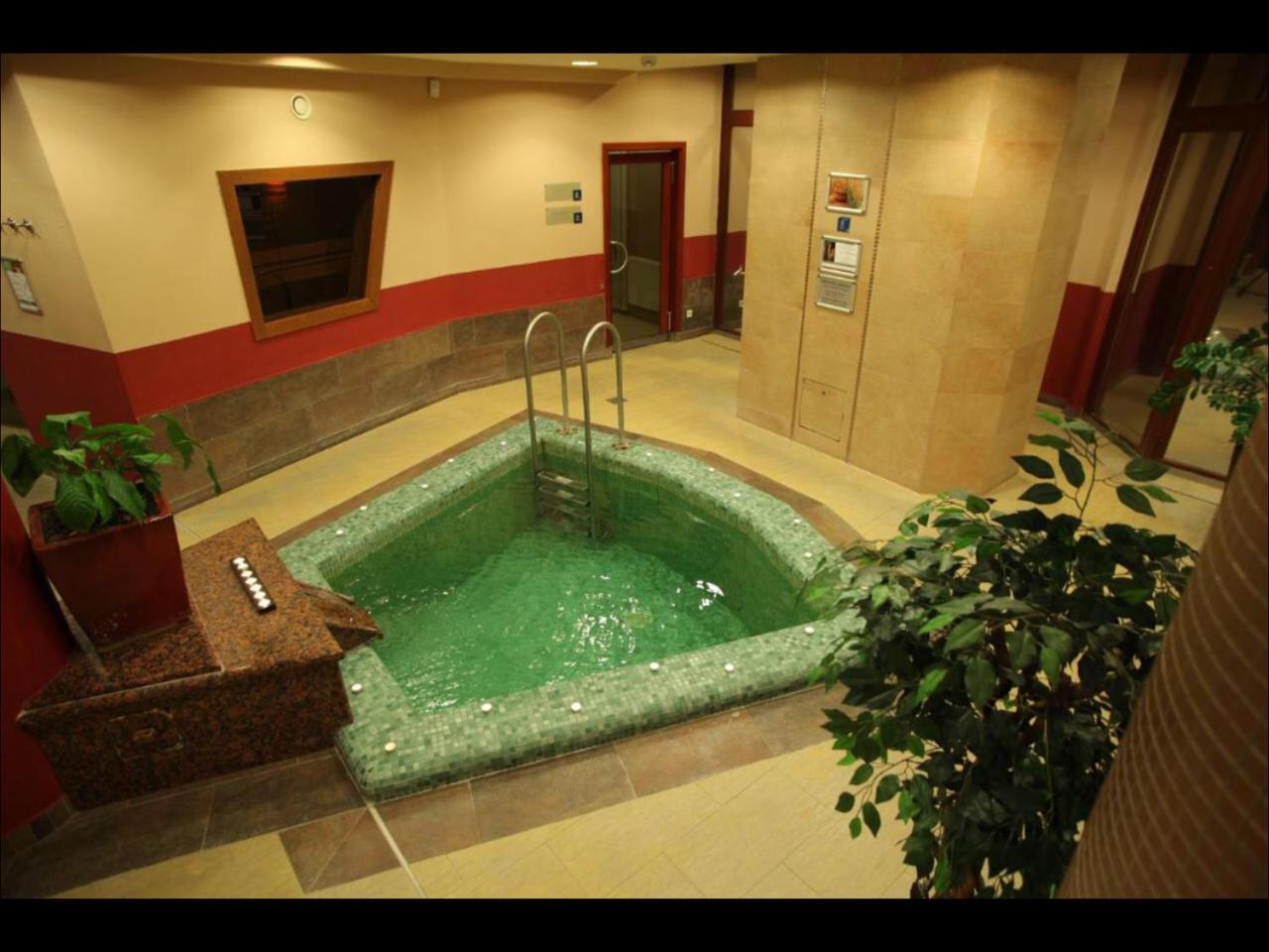 Bük Apartman Golf Lux מראה חיצוני תמונה