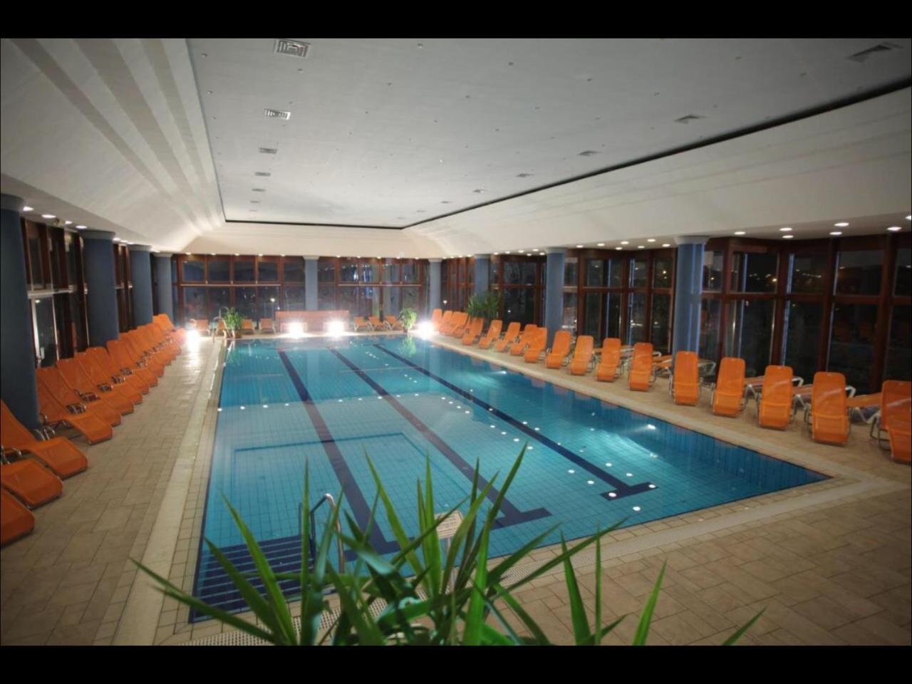 Bük Apartman Golf Lux מראה חיצוני תמונה