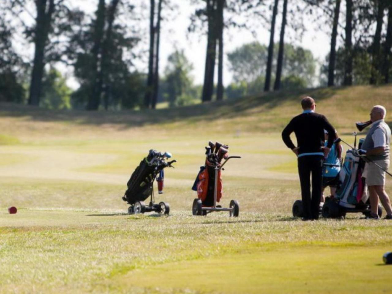 Bük Apartman Golf Lux מראה חיצוני תמונה