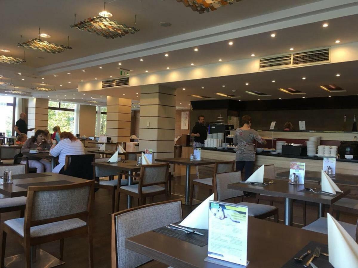 Bük Apartman Golf Lux מראה חיצוני תמונה